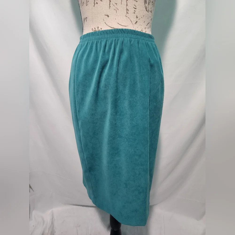 Vintage Leslie Fay Turquoise Velvet Skirt Suit Jacket Set W Gold Buttons Size 6P